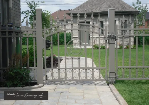 Clôture ornementale